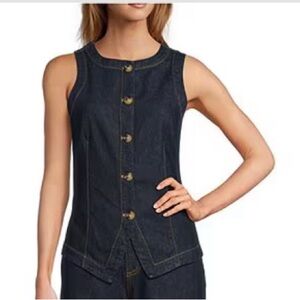 NWT Antonio Melani
Katie Denim Round Neck Sleeveless Button Front Vest